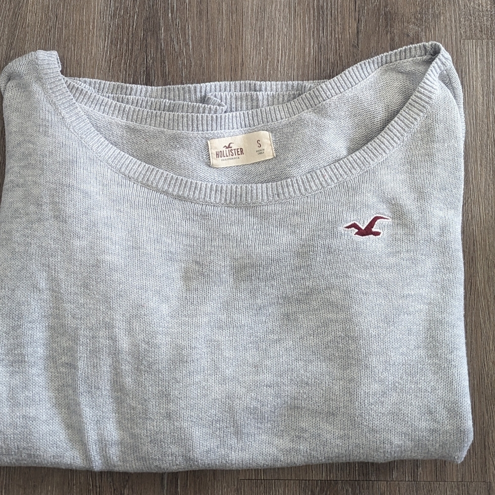 Women's Hollister Sweater